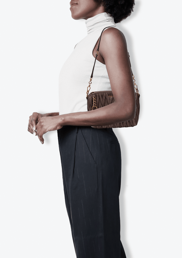 MATELASSÉ LUX CHARM