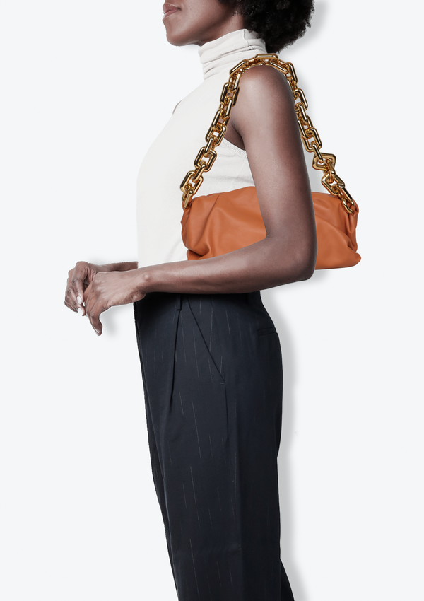 THE CHAIN POUCH