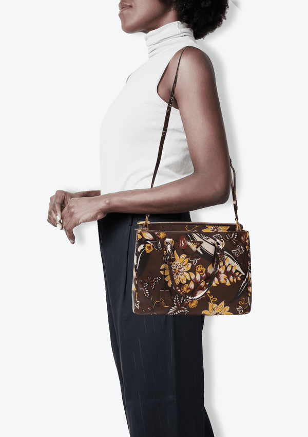 MEDIUM SAFFIANO LUX DOUBLE ZIP GALLERIA