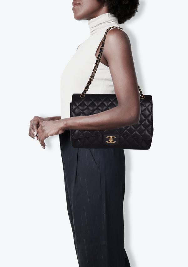 MAXI CLASSIC DOUBLE FLAP CAVIAR