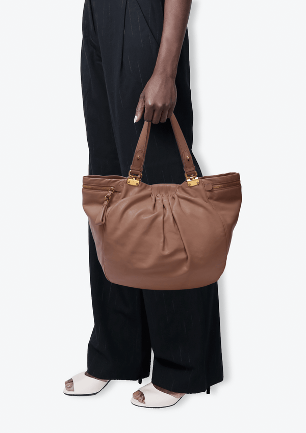 LEATHER SHOULDER BAG