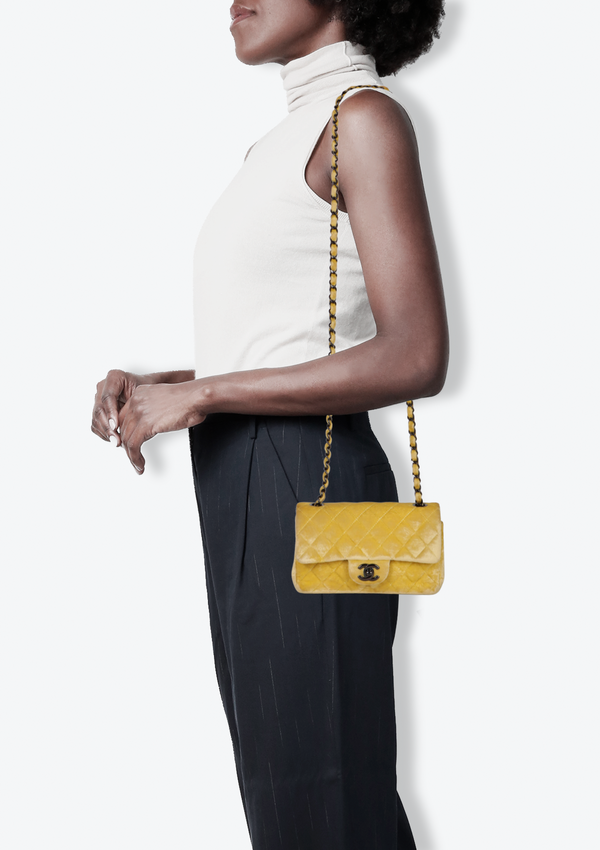 VELVET MINI CLASSIC FLAP BAG