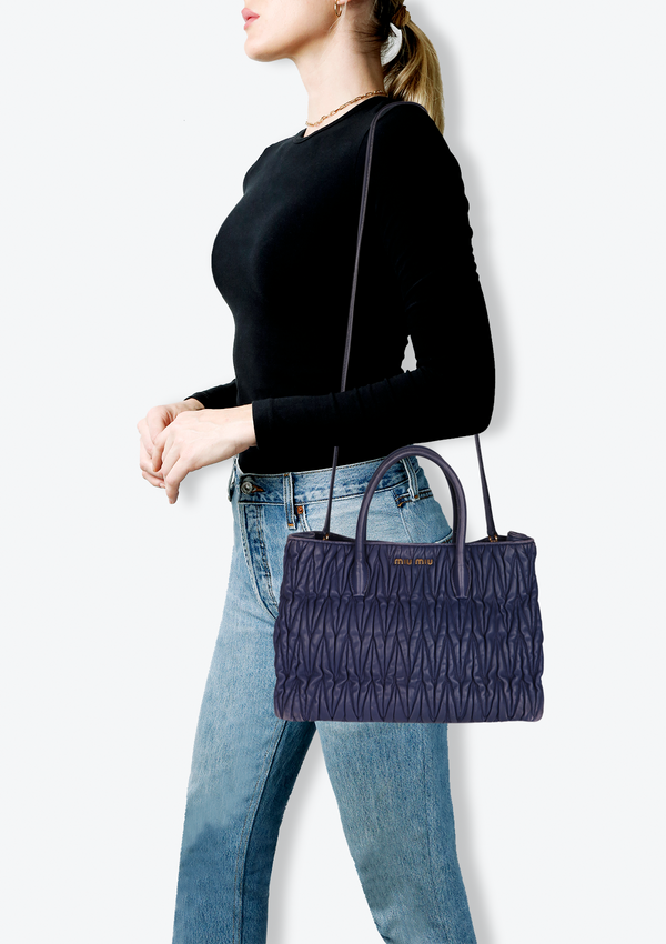 MATELASSE SIDE ZIP