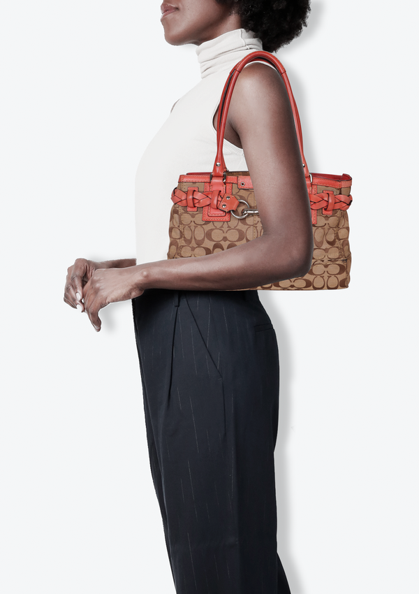 SIGNATURE HAMPTON TOTE