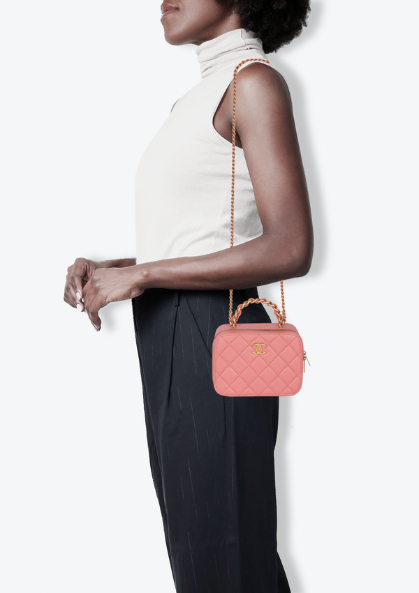 LAMBSKIN QUILTED TO HANDLE SMALL VANITY CASE