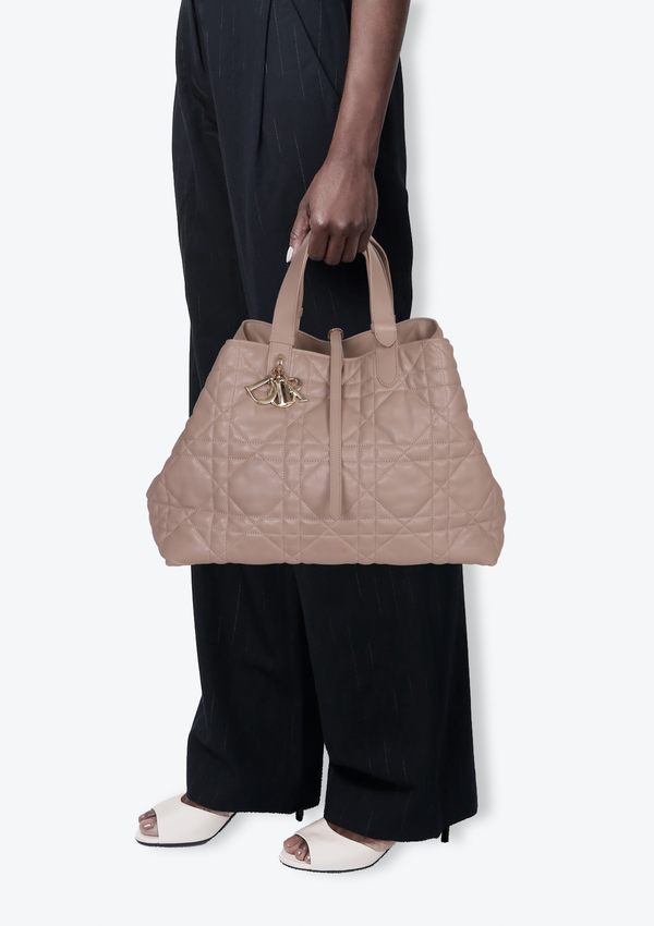 MACRO CANNAGE TOUJOURS BAG W/ POUCH