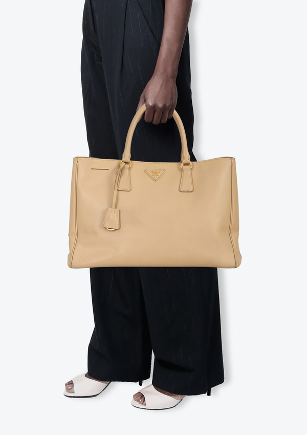 EXTRA LARGE SAFFIANO LUX DOUBLE ZIP GALLERIA