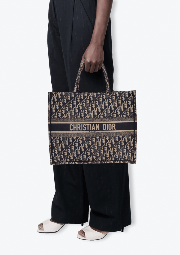 LARGE OBLIQUE BOOK TOTE