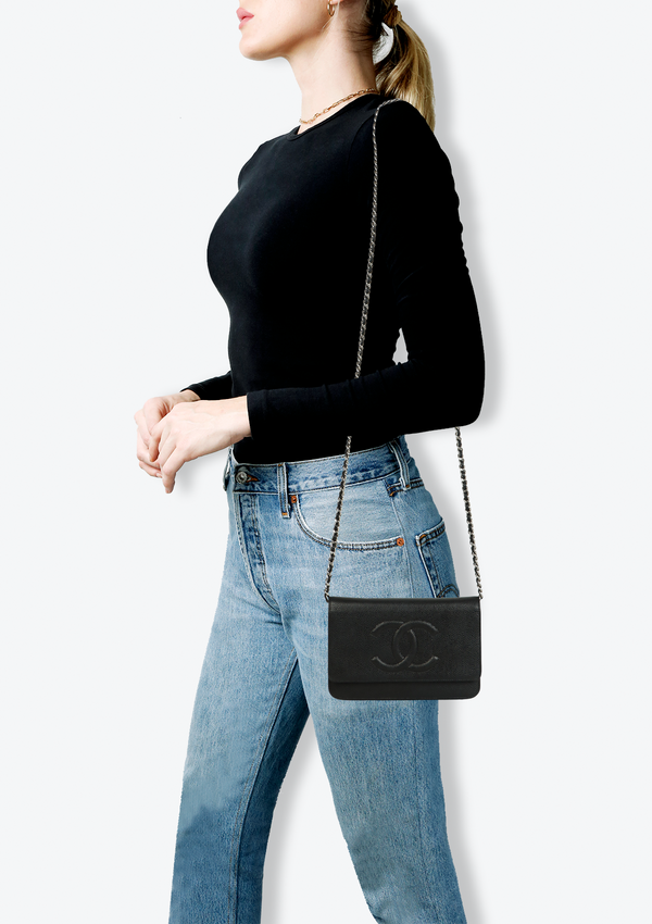 CAVIAR TIMELESS CC WALLET ON CHAIN