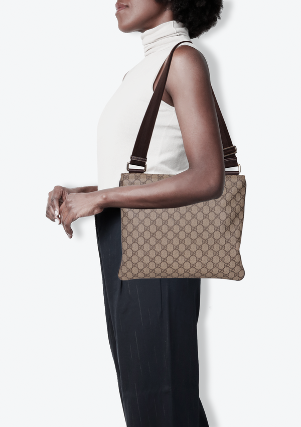 GG SUPREME MESSENGER