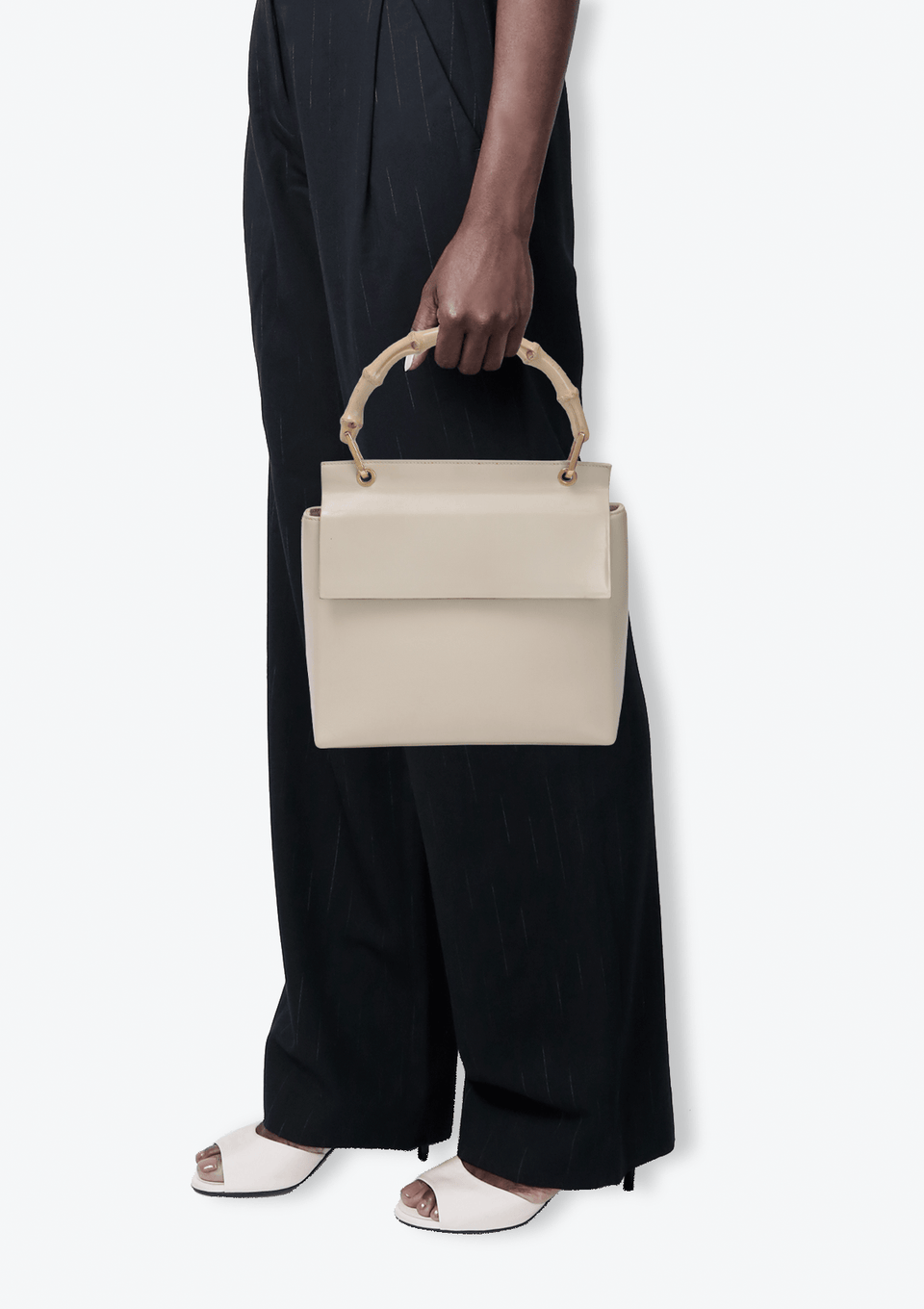 BOLSA GUCCI VINTAGE BAMBOO FLAP TOP HANDLE BAG BRANCO ORIGINAL