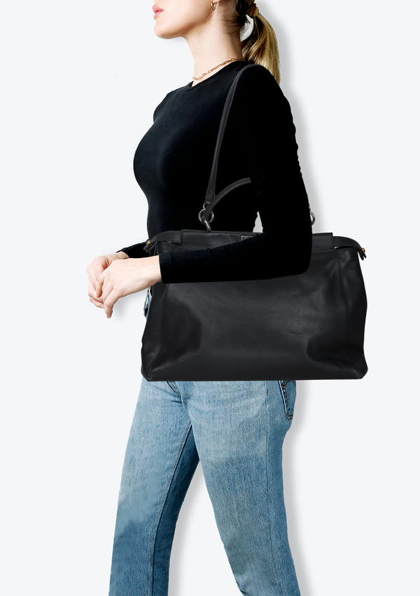 LARGE PEEKABOO BAG
