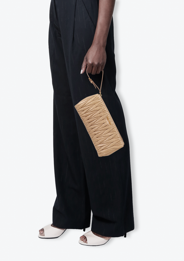 NAPPA MATELASSE WRISTLET