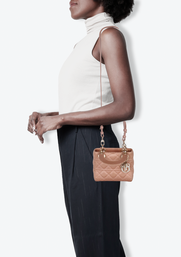 CANNAGE LADY DIOR MINI