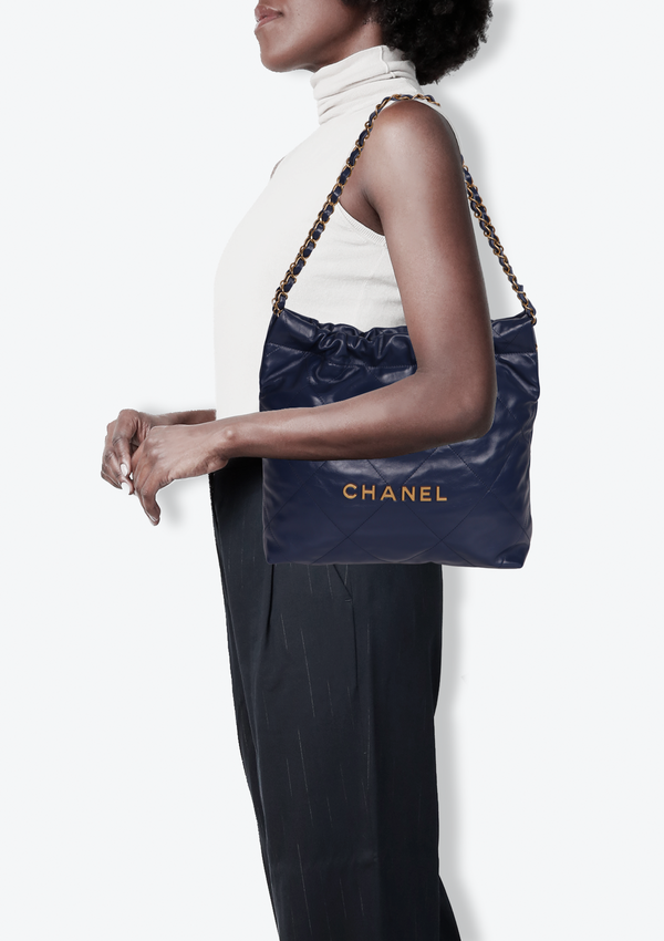 CHANEL 22 SMALL
