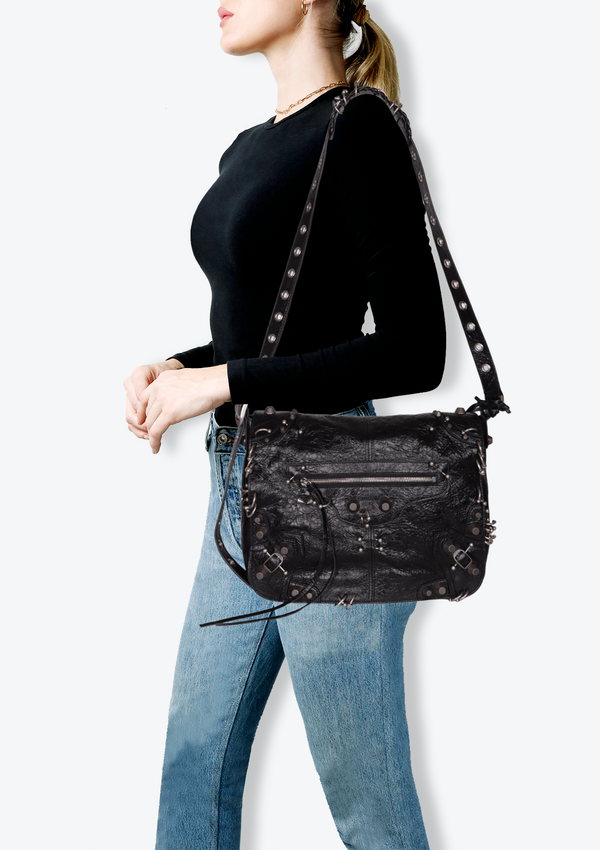 LE CAGOLE PIERCING MESSENGER BAG MEDIUM