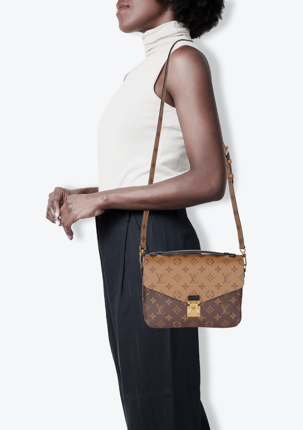 MONOGRAM REVERSE POCHETTE METIS