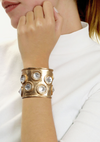 VINTAGE GOLD RESIN BRACELET