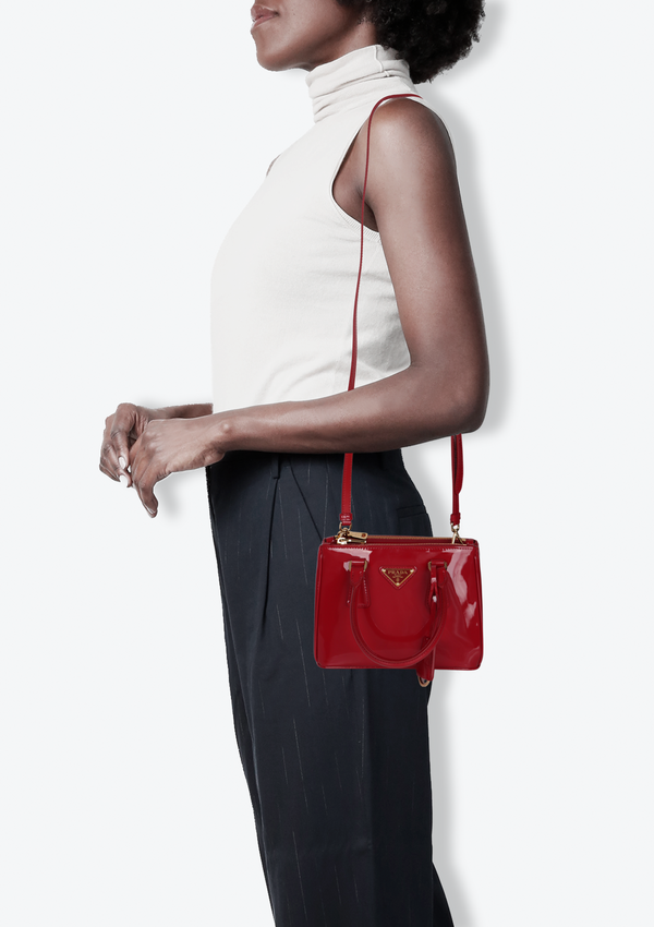 MINI VERNICE GALLERIA DOUBLE ZIP TOTE