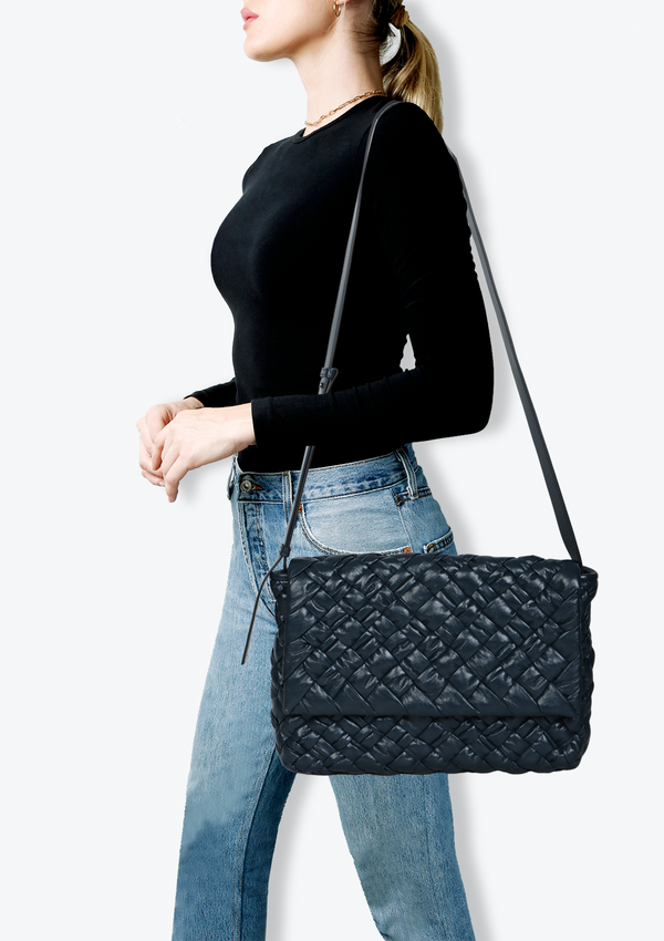 INTRECCIATO RUMPLE MESSENGER BAG