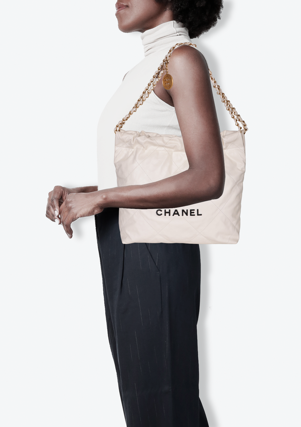 SMALL 22 CHAIN BAG