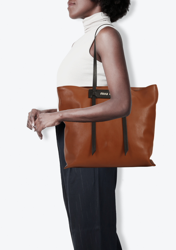 LEATHER GRACE LUX