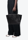 TWIN POCKET GLACE CALF TOTE