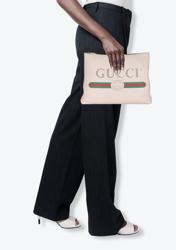 LOGO DRAWSTRING WRISTLET
