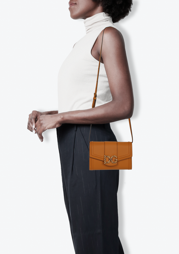 DG AMORE WALLET ON STRAP BAG