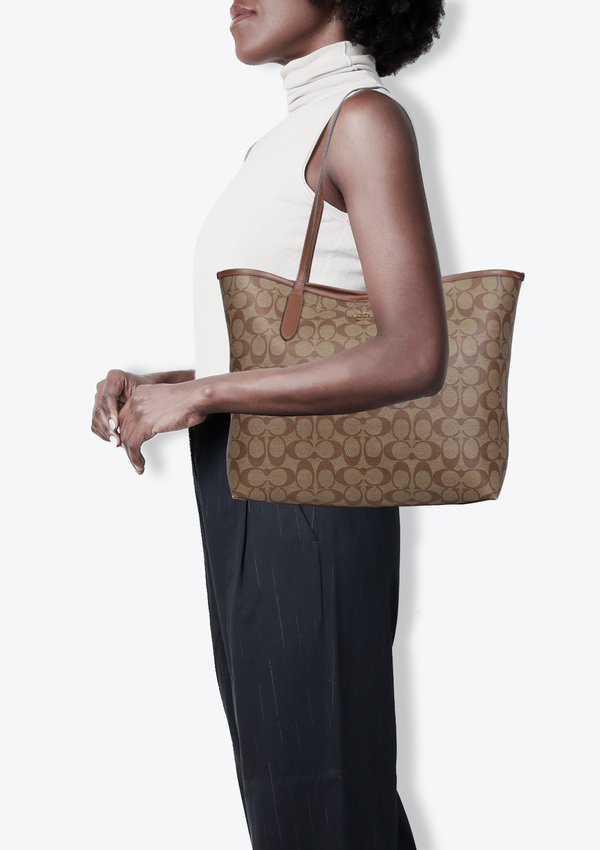SIGNATURE CITY TOTE