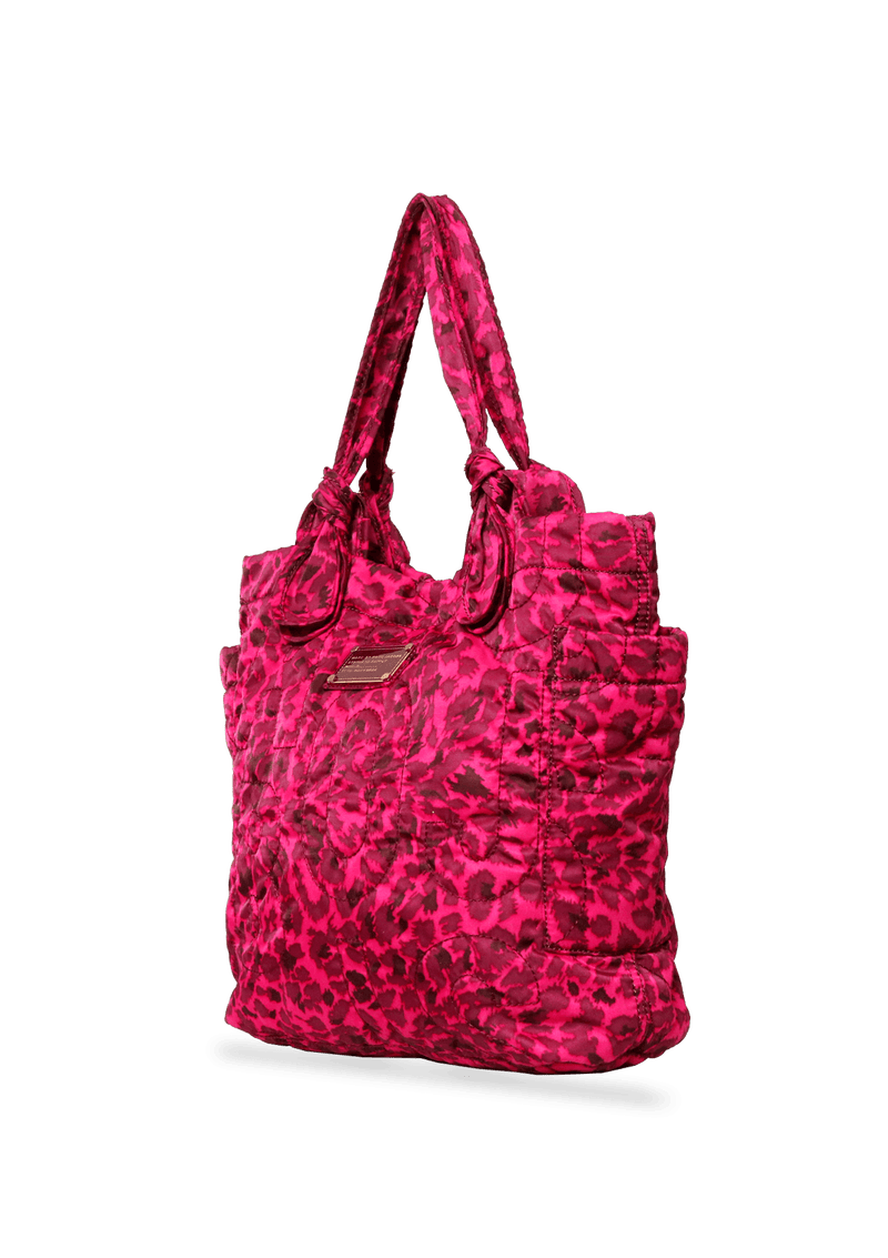 QUILTED NYLON PRETTY TOTE