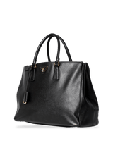 SAFFIANO LUX DOUBLE ZIP GALLERIA