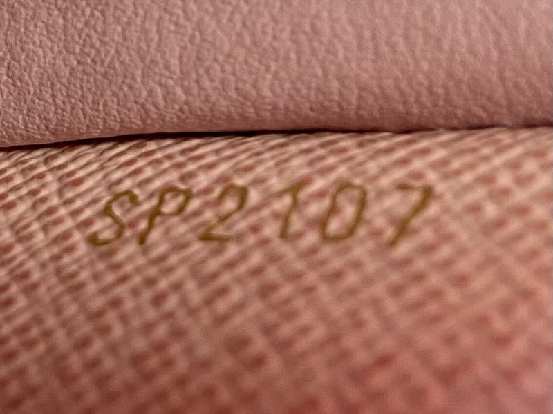 Carteira Louis Vuitton Victorine Brown / Pink - LLebu: A melhor  experiência de Luxo online do mundo!
