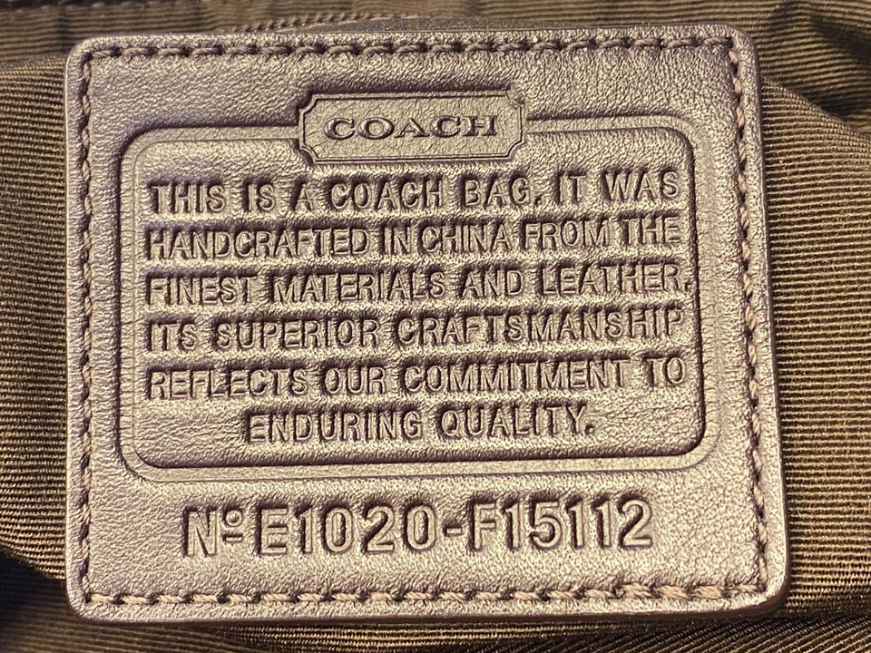 SIGNATURE TOTE BAG