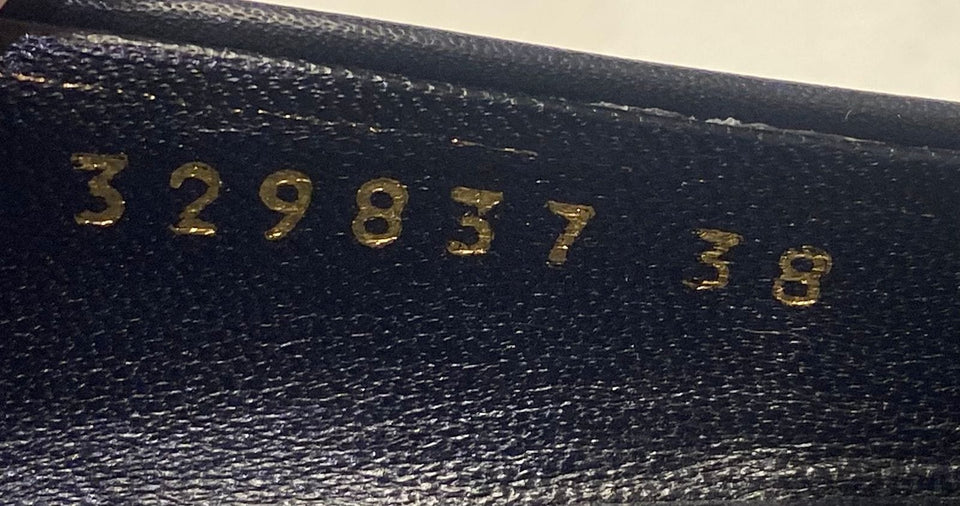LEATHER PUMPS 37