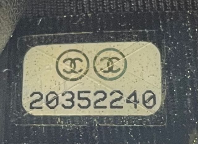 CLASSIC WALLET ON CHAIN