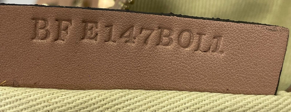 ROCKSTUD LEATHER POUCH