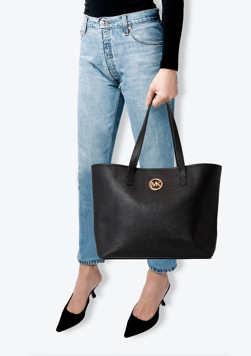 LEATHER SHOPPING TOTE