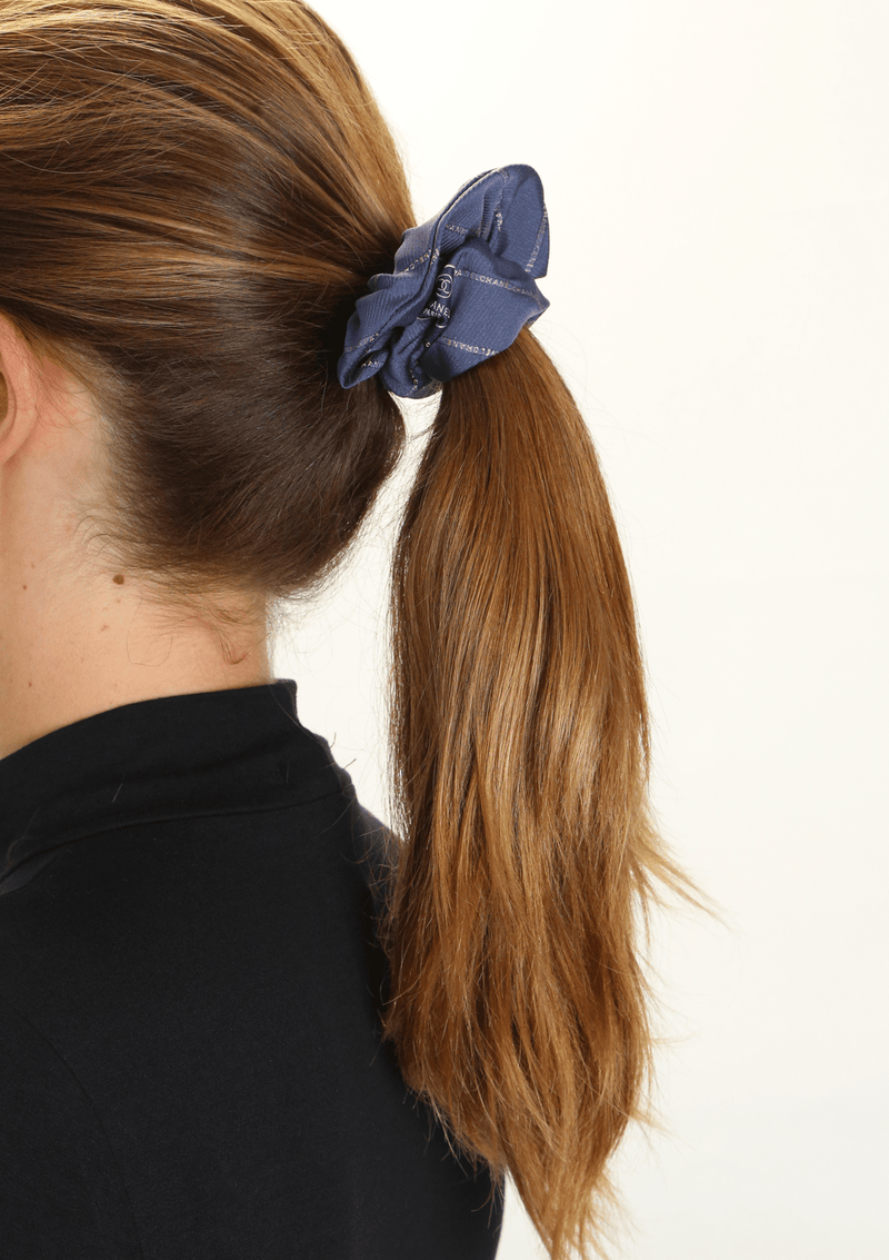 SILK SCRUNCHIE