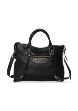 CLASSIC TOWN METALLIC EDGE