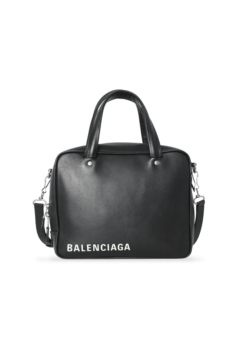 Balenciaga triangle deals square xs