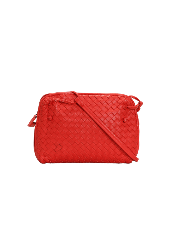 Sold at Auction: Bottega Veneta Red Intrecciato Double Zip Nodini Crossbody  Bag