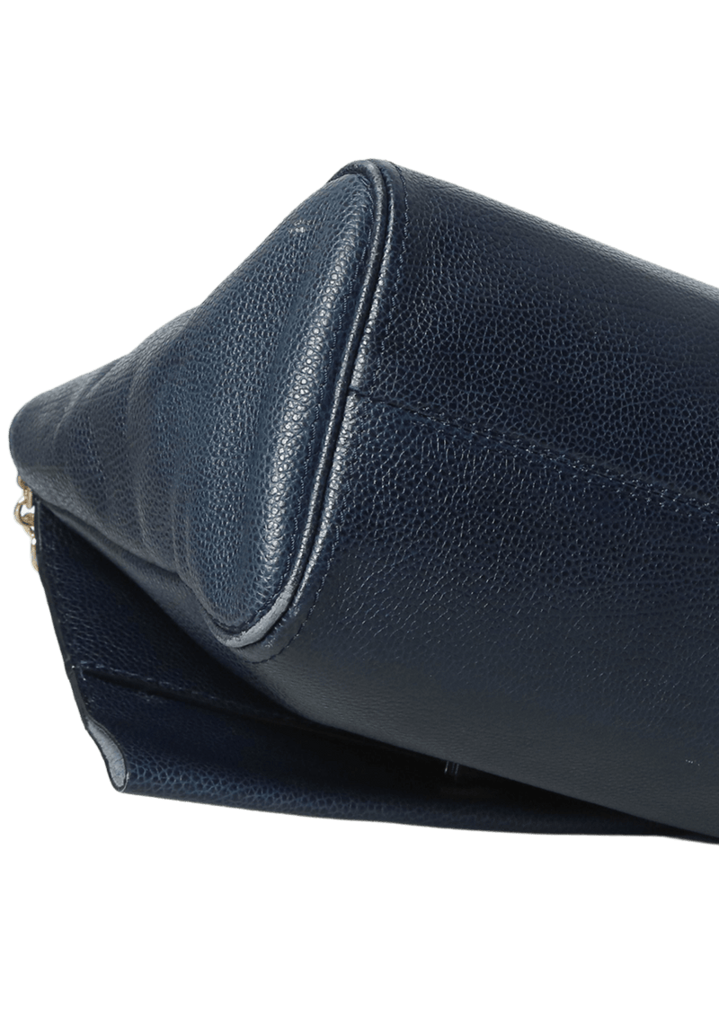 GRAINED LEATHER TOP HANDLE BAG