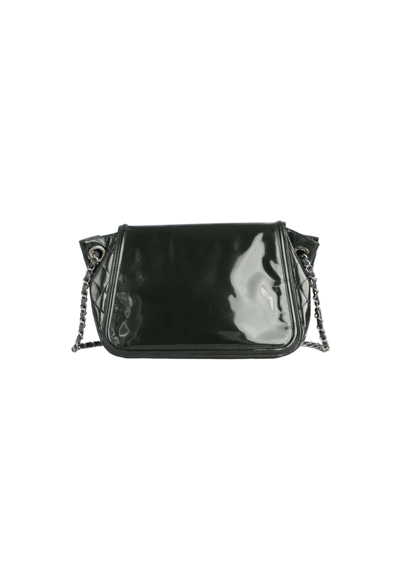 CC LIPSTICK ACCORDION FLAP BAG