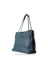 CHIC TALL SHOPPING TOTE CAVIAR