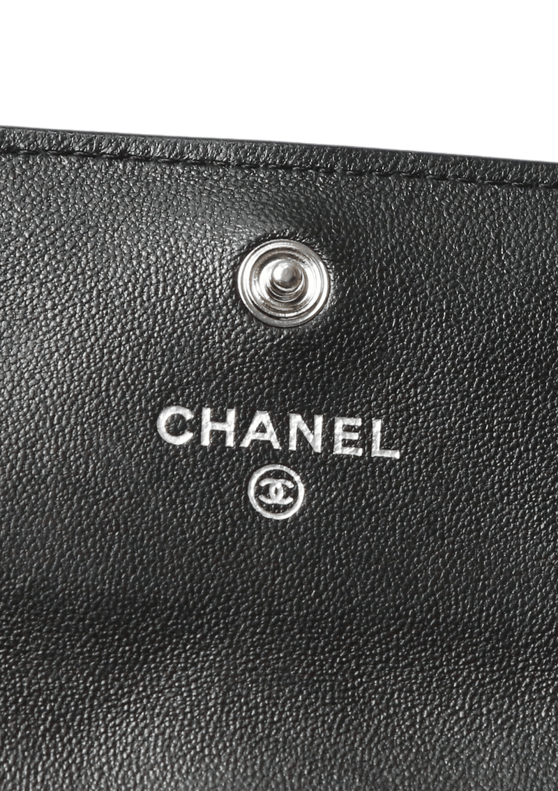 CLASSIC CC FLAP WALLET