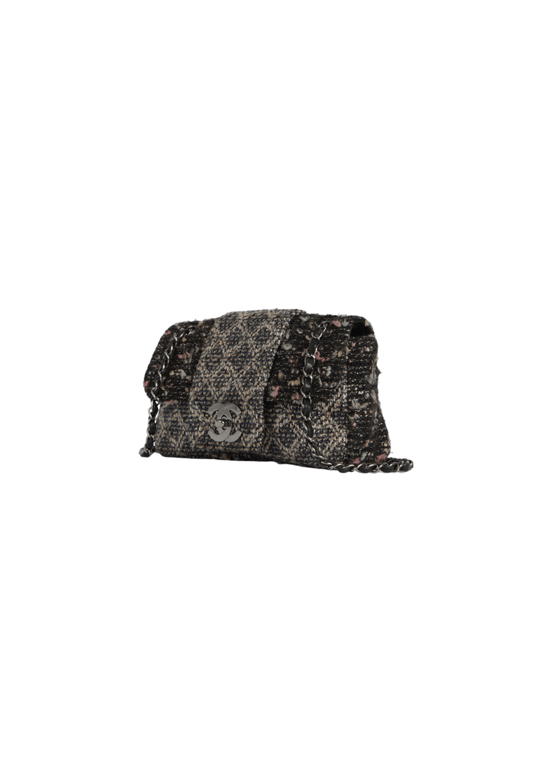 FANTASY TWEED FLAP BAG