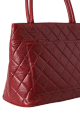 MEDALLION QUILTED LAMBSKIN TOTE