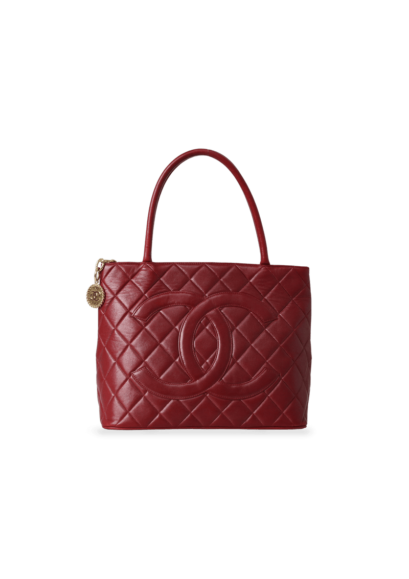 MEDALLION QUILTED LAMBSKIN TOTE