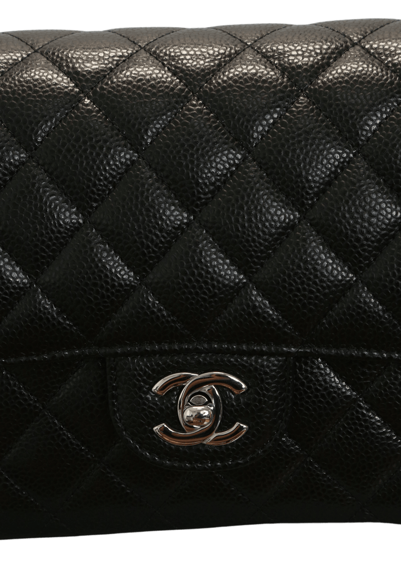 MEDIUM CLASSIC DOUBLE FLAP BAG CAVIAR